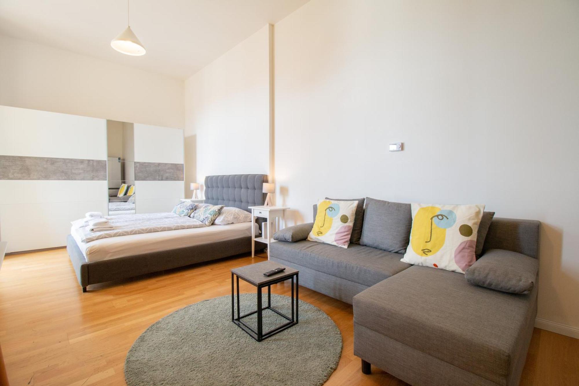 Stay Inn Apartments Stepanska Прага Экстерьер фото
