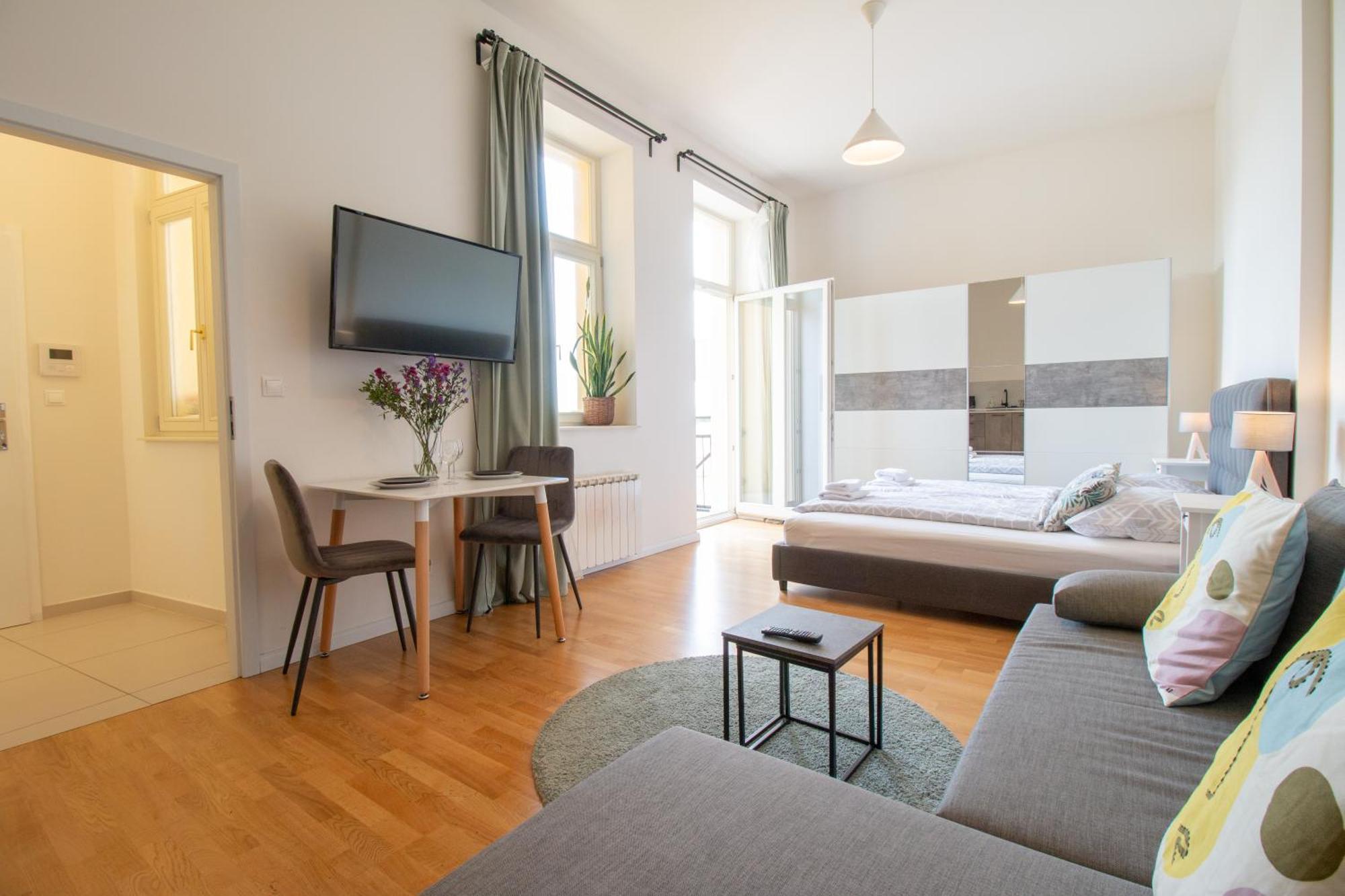 Stay Inn Apartments Stepanska Прага Экстерьер фото