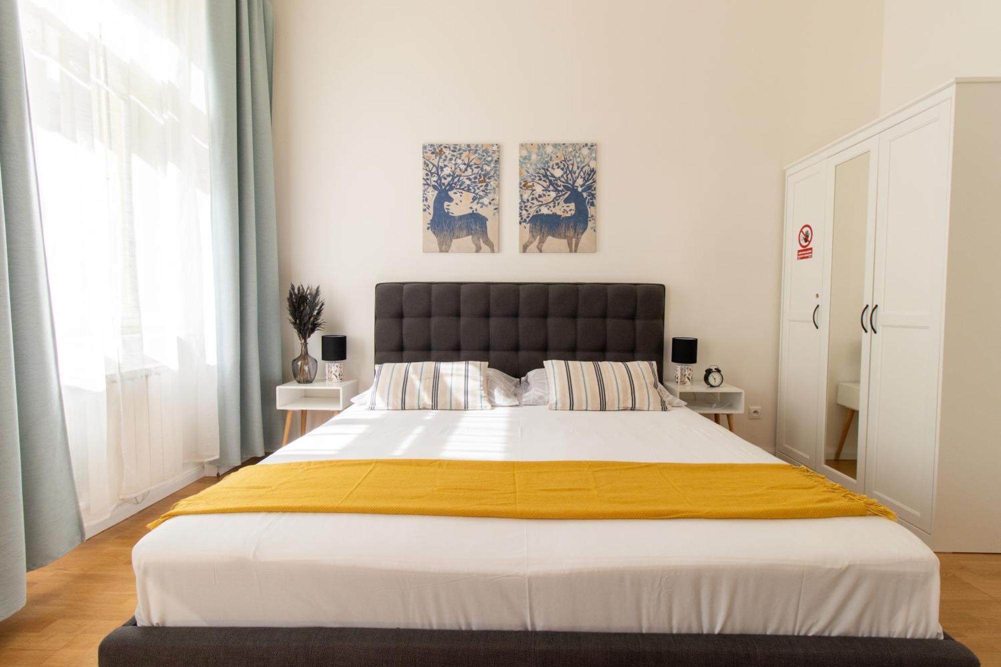Stay Inn Apartments Stepanska Прага Экстерьер фото